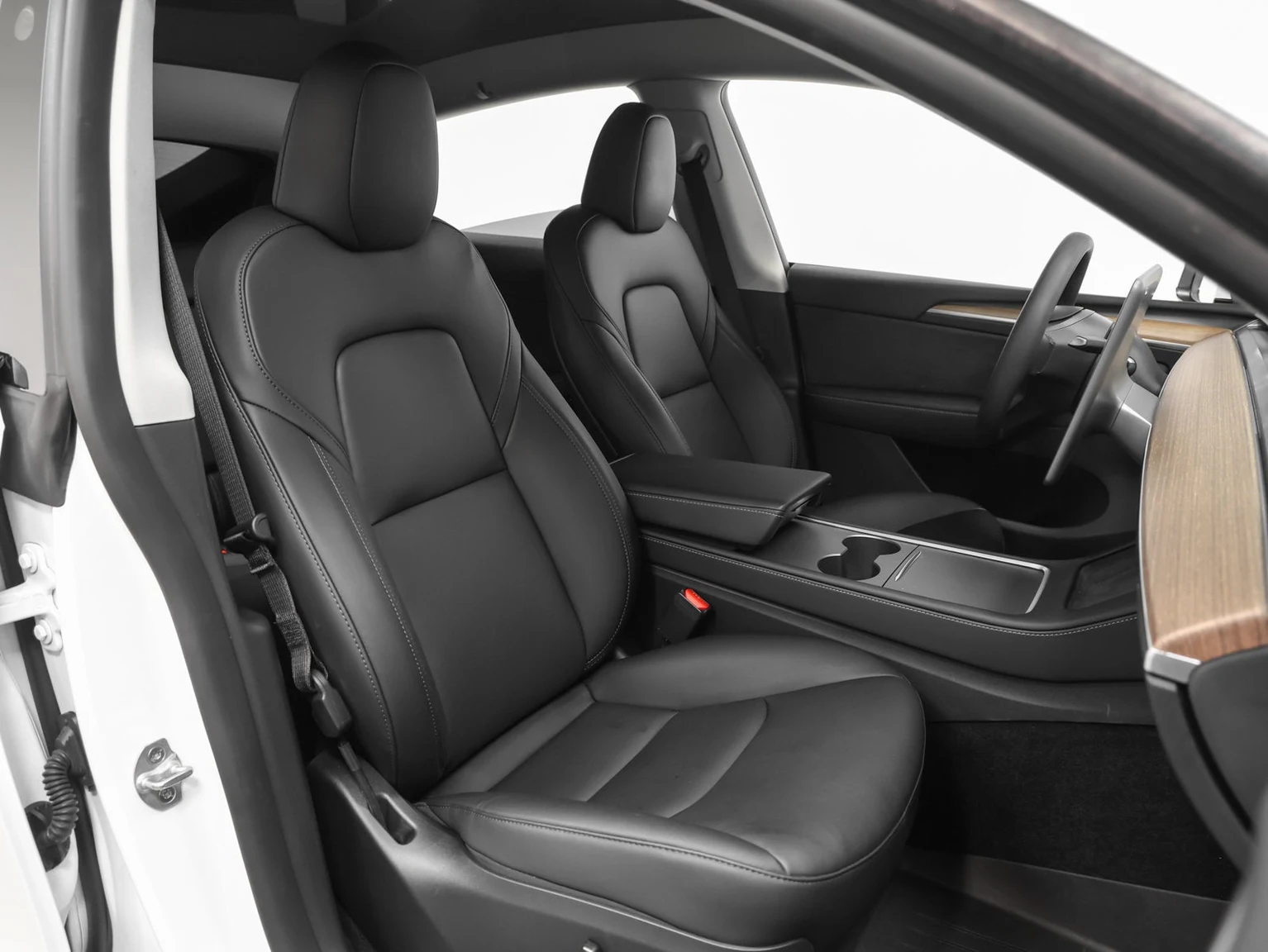 2024 Tesla Model Y Long Range (Original Version), 17/20