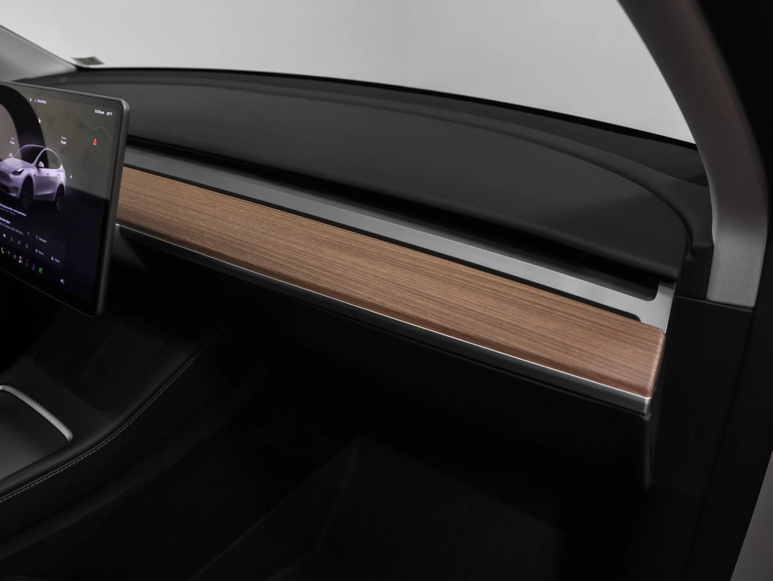 2024 Tesla Model Y Long Range (Original Version), 19/20