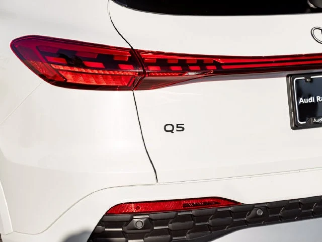 2025 Audi Q5 Premium Plus (GU), 11/20