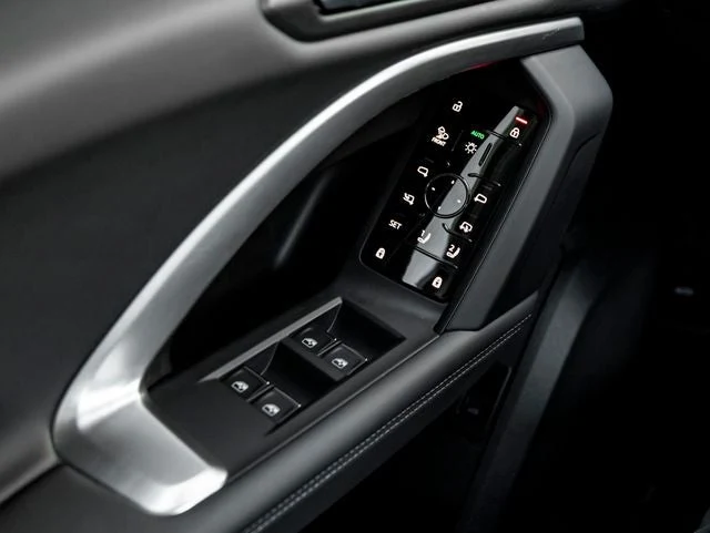2025 Audi Q5 Premium Plus (GU), 13/20