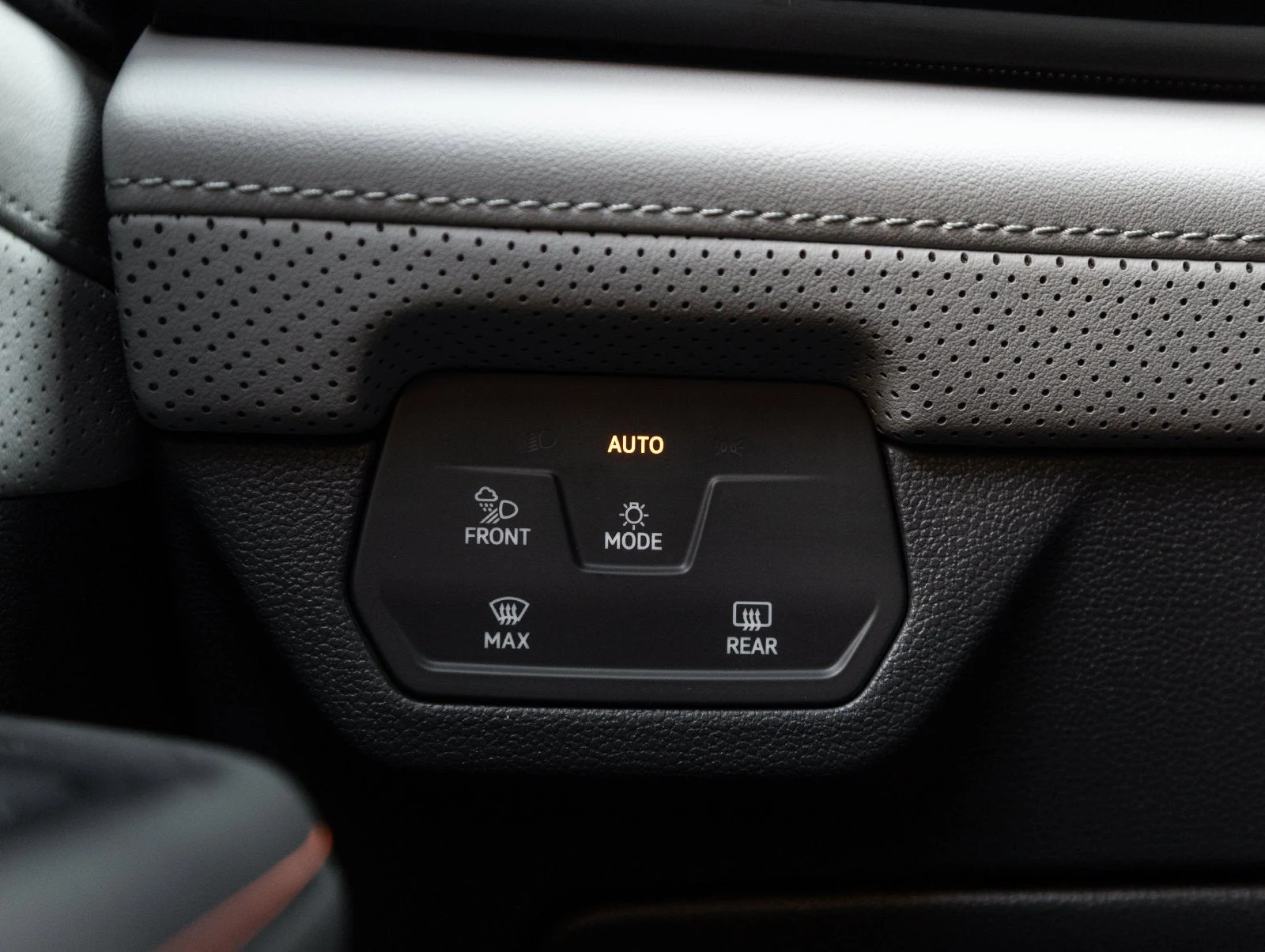 2025 Volkswagen Atlas Peak Edition, 17/20