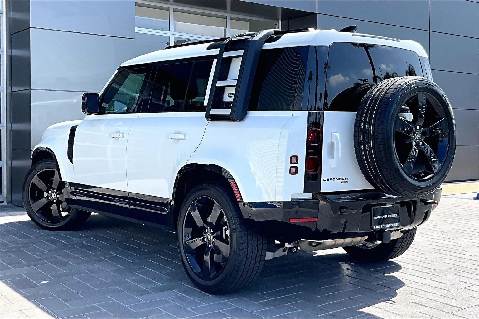 2022 Land Rover Defender 110 X-Dynamic HSE (L663), 12/20
