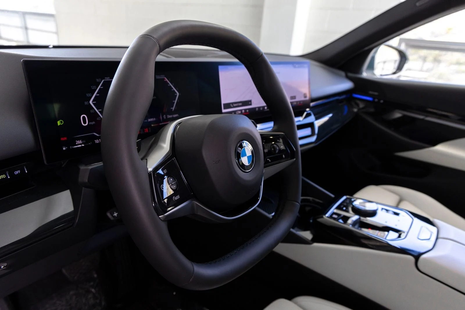 2024 BMW 530i Sedan (G60), 17/20