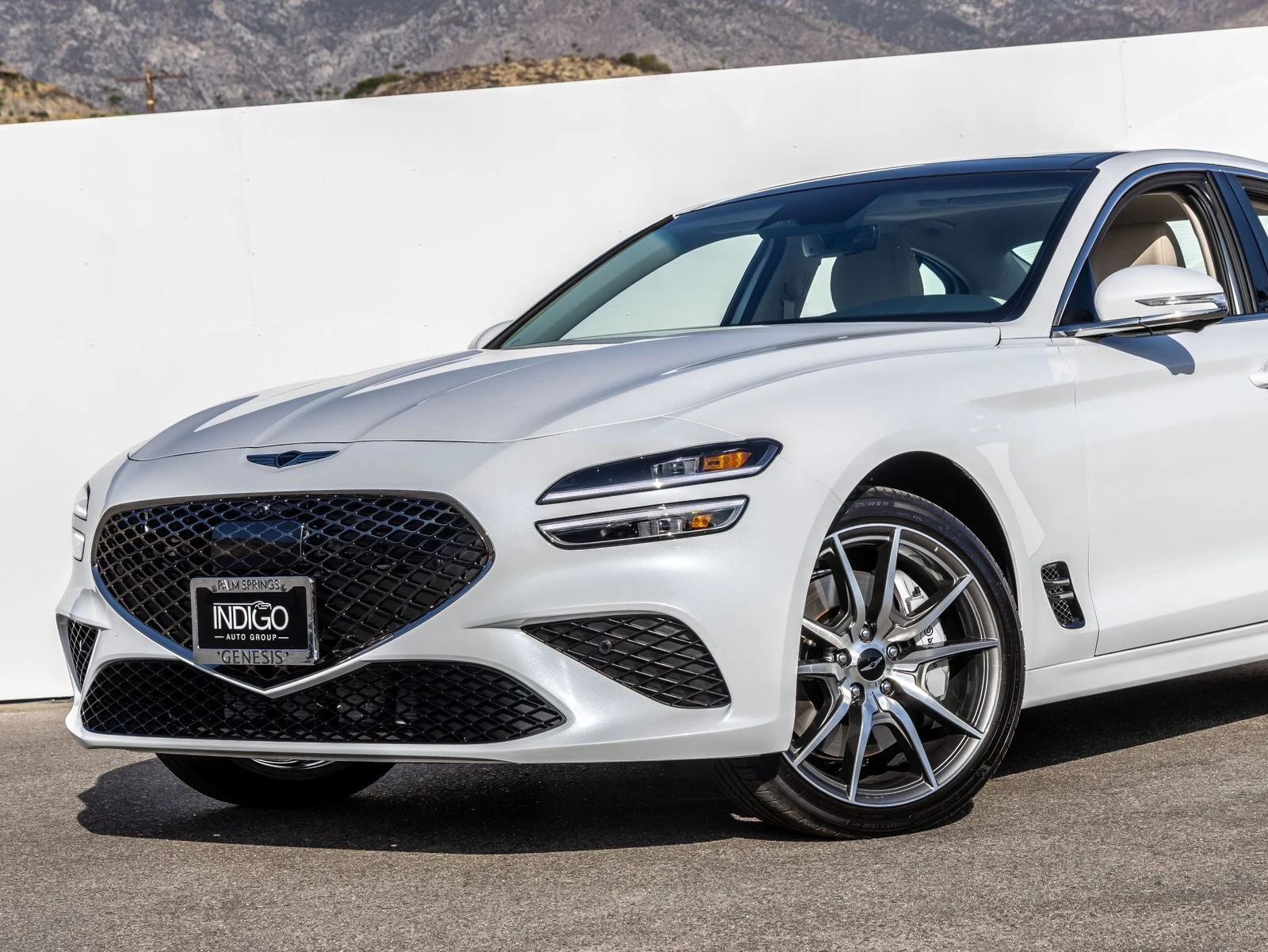 2026 Genesis G70 2.5T Prestige, 2/20