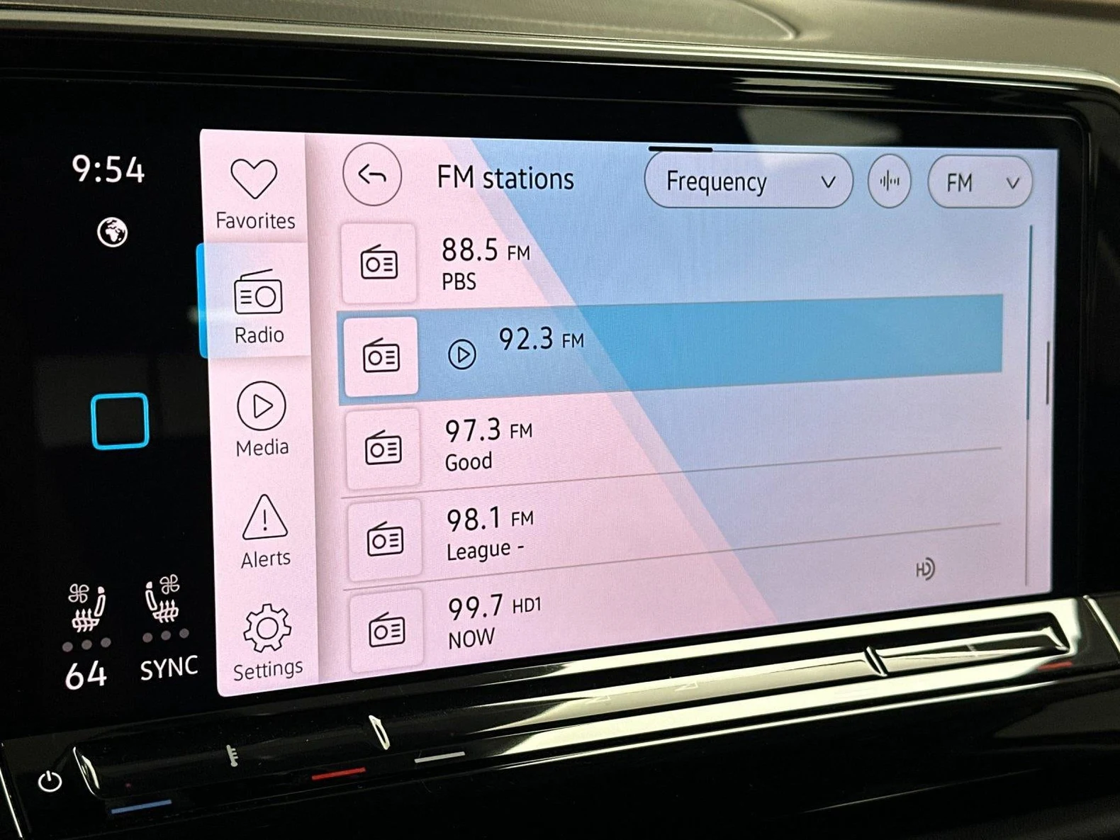 2026 Volkswagen Atlas SE with Technology, 18/20