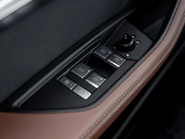 2024 Audi Q8 Sportback e-tron Premium Plus S line, 13/20