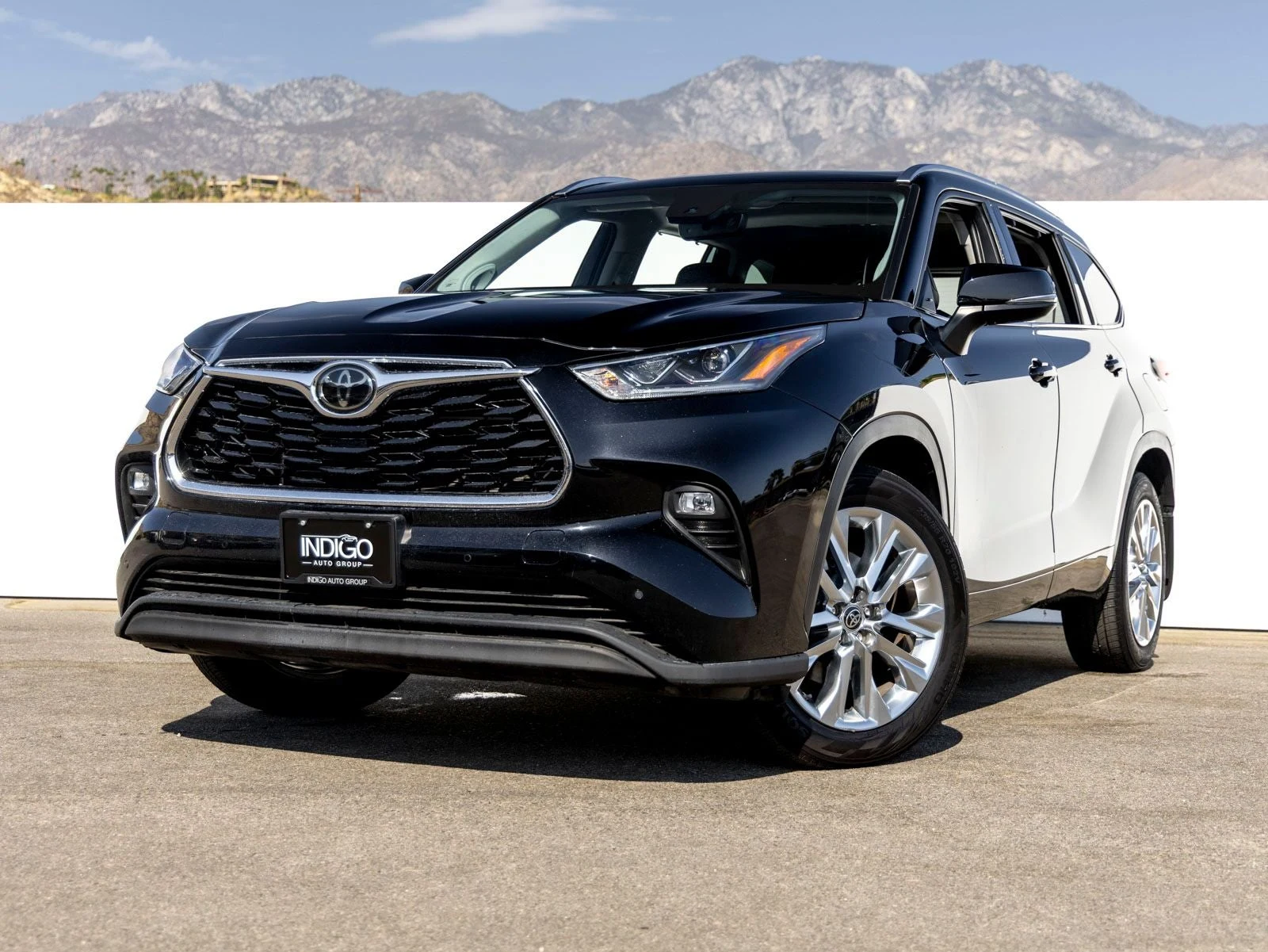 Toyota Highlander Limited (4th Generation) · Midnight Black Metallic · Indigo Auto Group