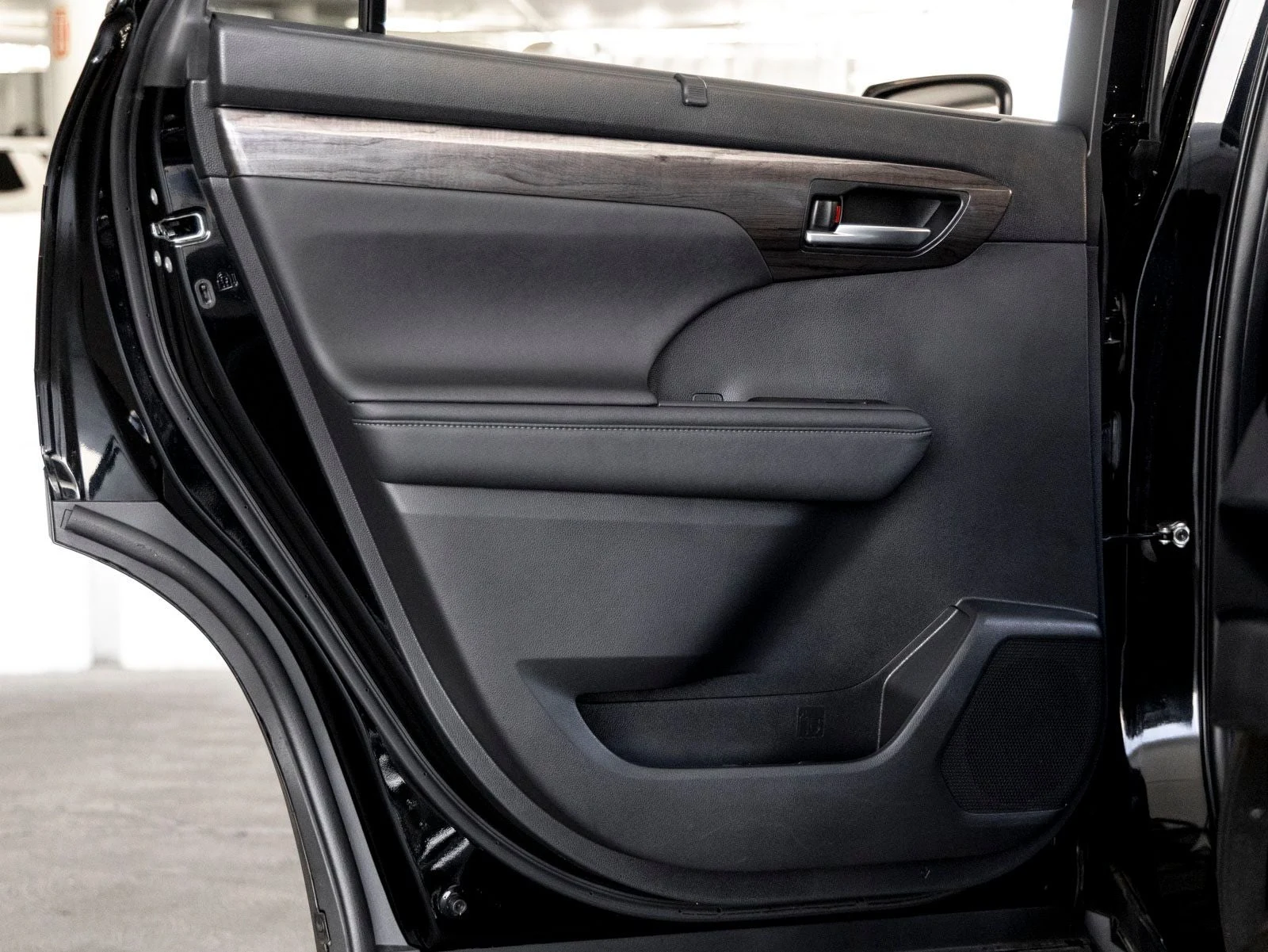 2023 Toyota Highlander Limited (4th Generation), 18/20