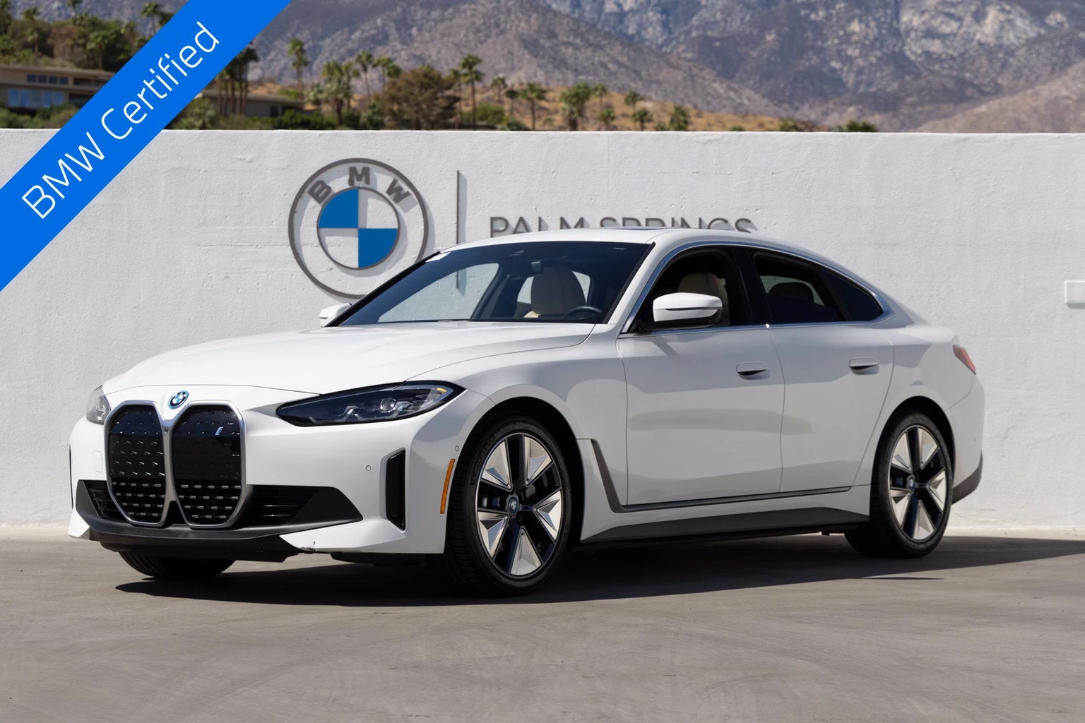 BMW i4 eDrive35 (G26) · Alpine White · Indigo Auto Group