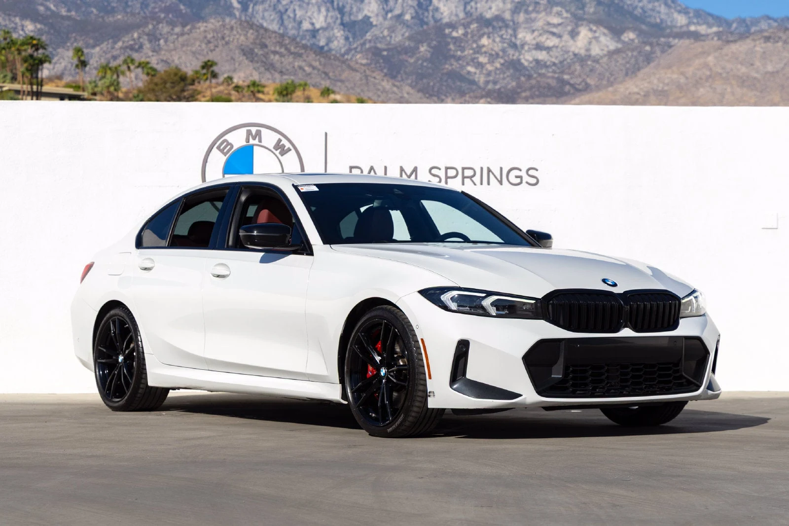 2024 BMW 330i Sedan (G20), 2/20