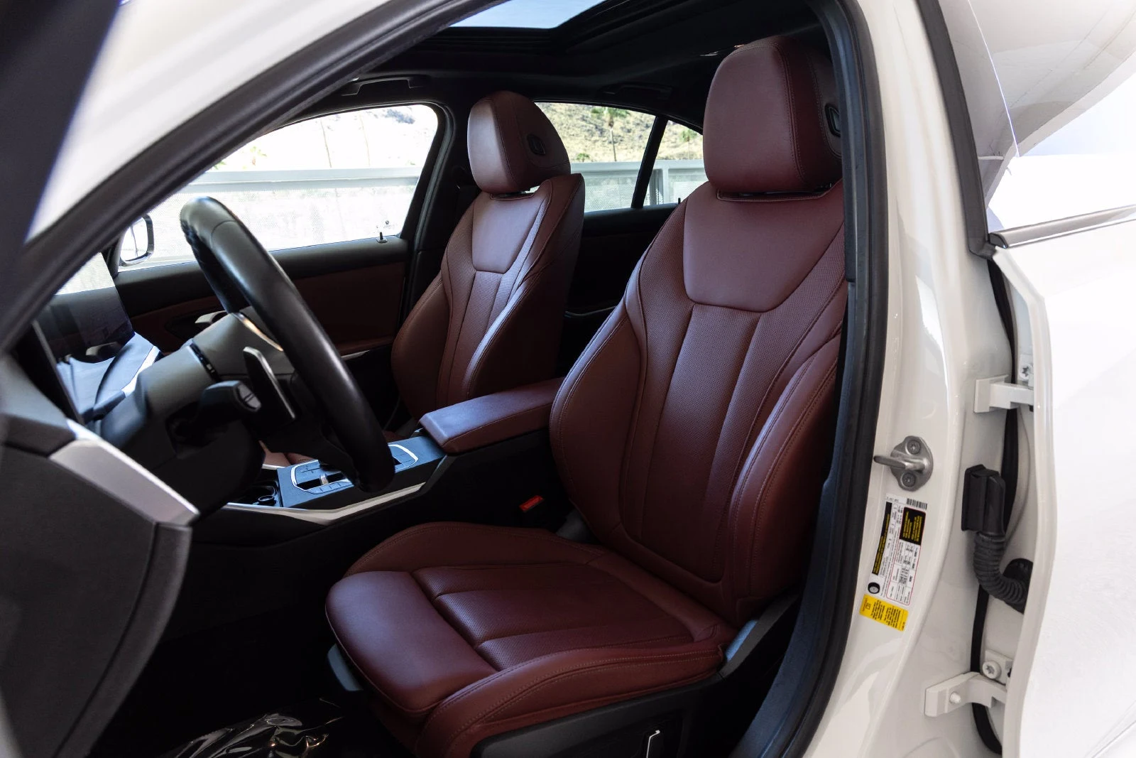 2024 BMW 330i Sedan (G20), 18/20