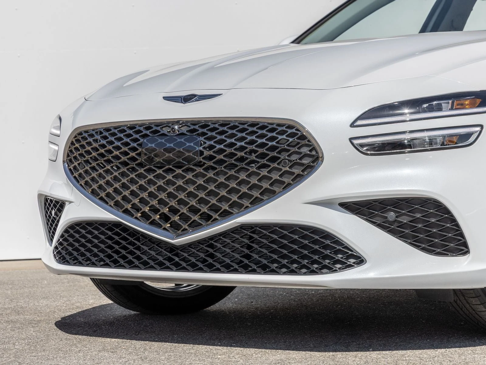 2026 Genesis G70 2.5T Prestige (2020 Update), 3/20