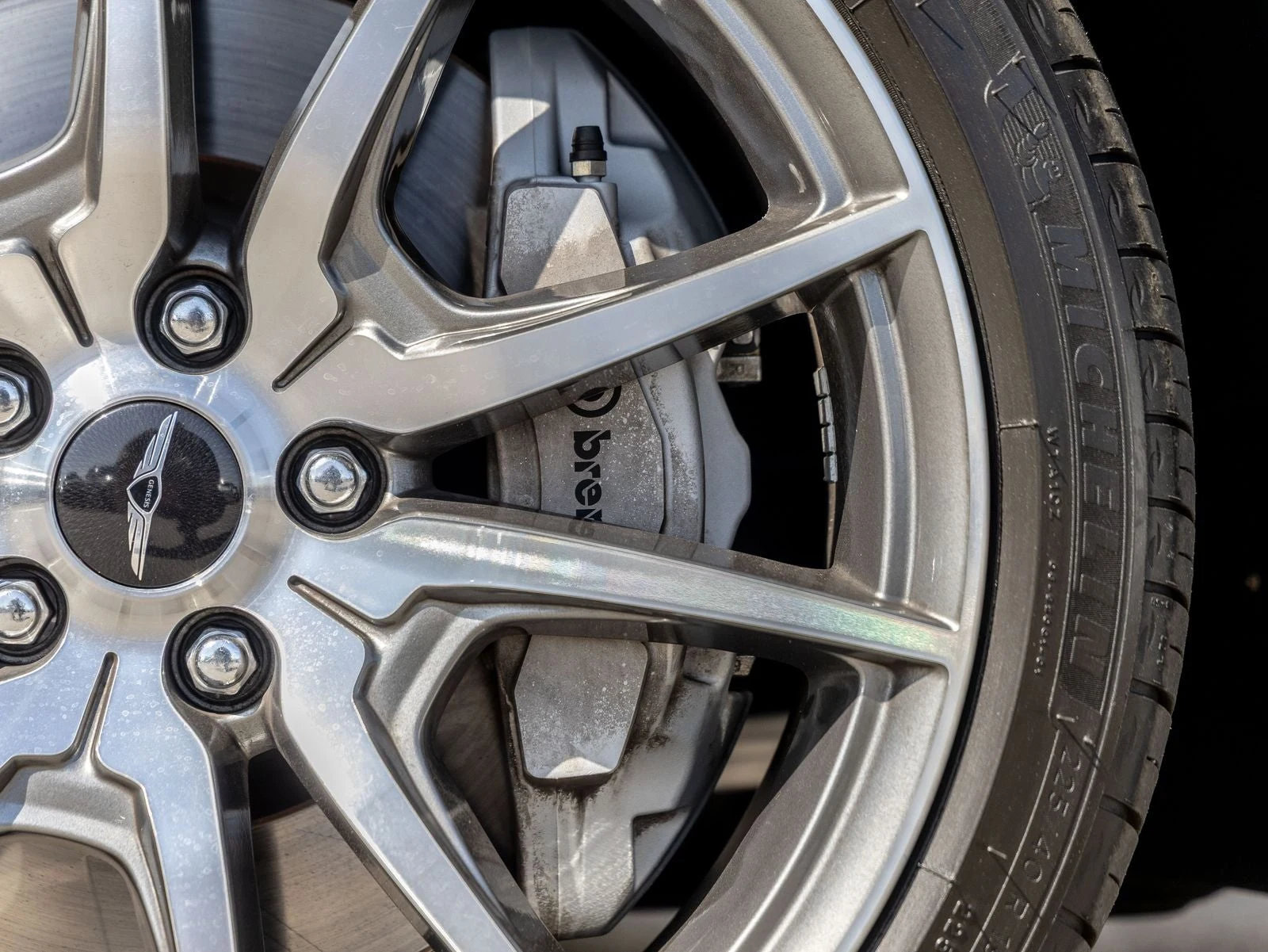 2026 Genesis G70 2.5T Prestige (2020 Update), 6/20