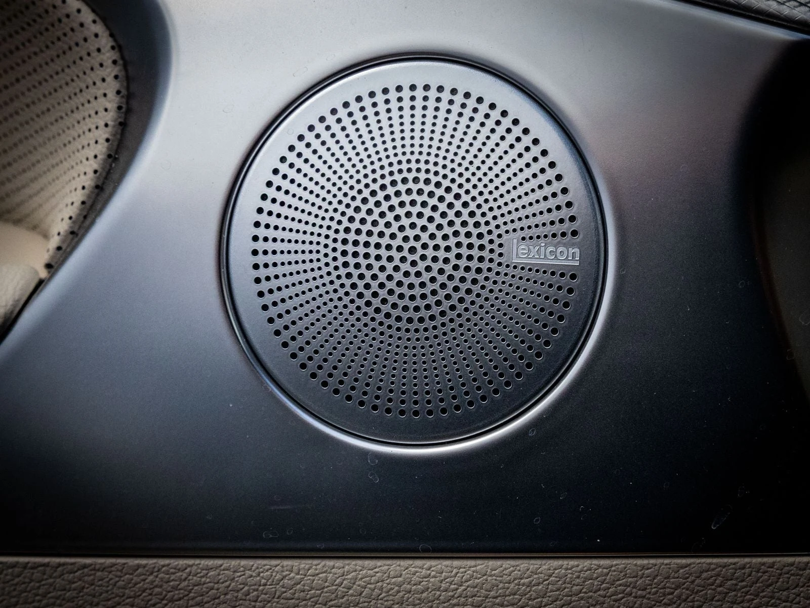 2026 Genesis G70 2.5T Prestige (2020 Update), 12/20