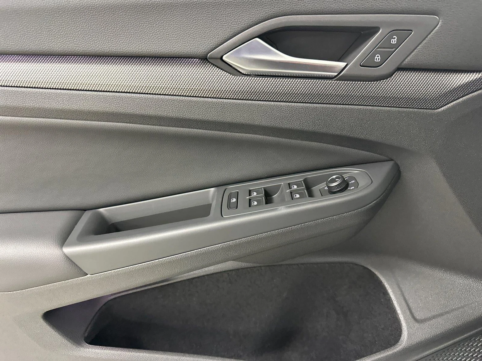 2025 Volkswagen Golf GTI SE (Mk8.5), 10/20