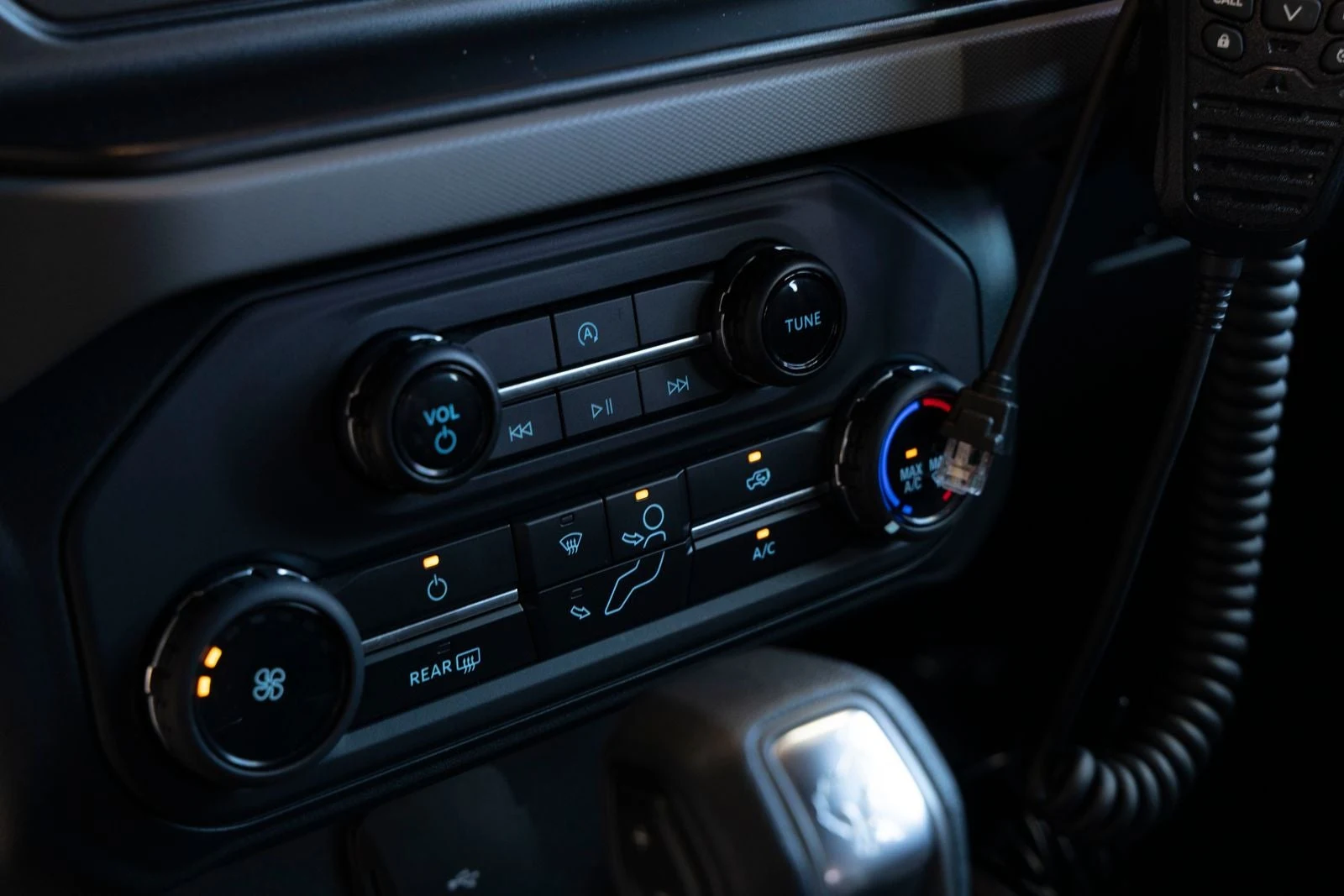 2022 Ford Bronco Base 4-Door (6th Generation), 20/20