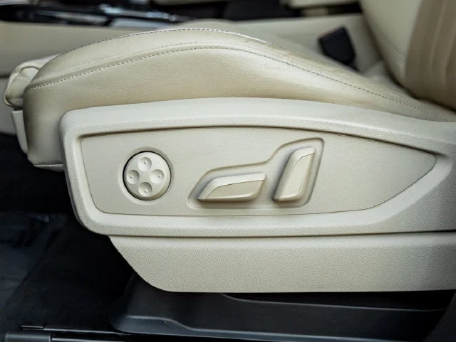 2024 Audi Q5 55 TFSI e (FY), 16/20