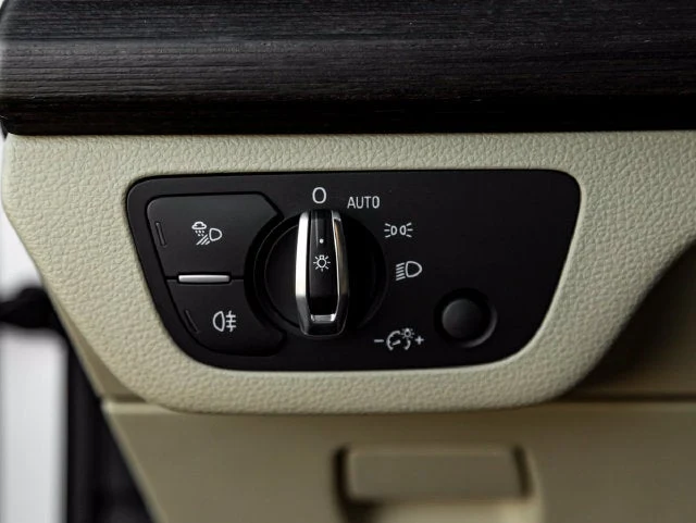 2024 Audi Q5 55 TFSI e (FY), 17/20