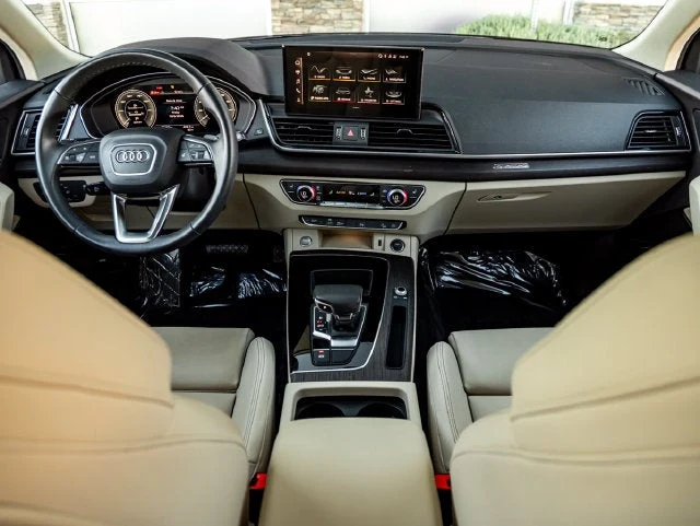 2024 Audi Q5 55 TFSI e (FY), 20/20