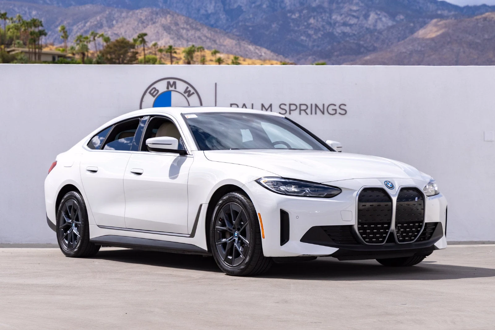 2023 BMW i4 eDrive40 (G26), 2/20
