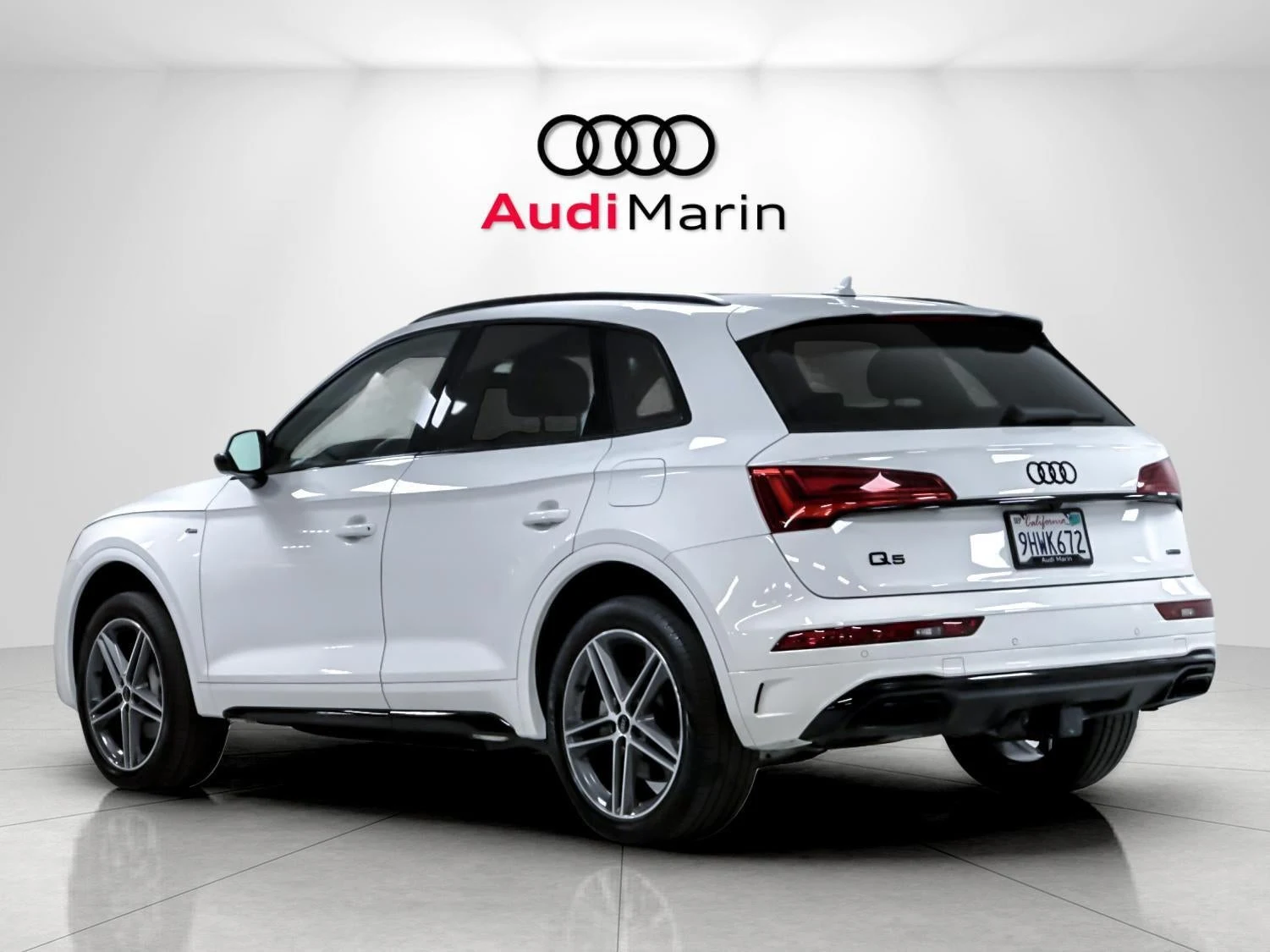 2023 Audi Q5 55 TFSI e Premium Plus (FY), 3/20