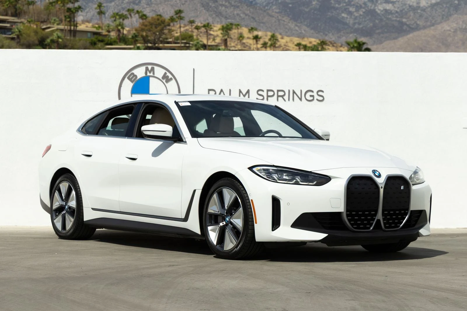 2023 BMW i4 eDrive40 (G26), 2/20
