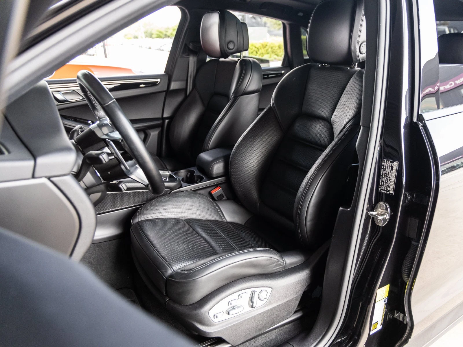 2018 Porsche Macan Sport Edition (95B), 5/20