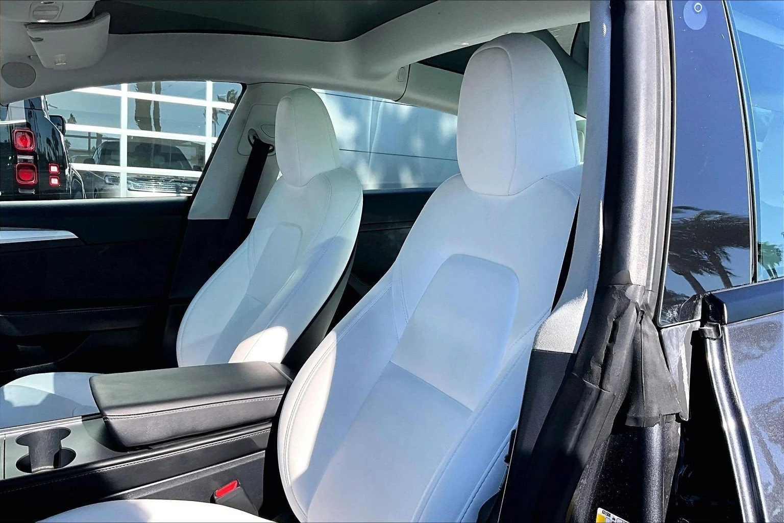 2023 Tesla Model 3 Long Range (Original Version), 2/2