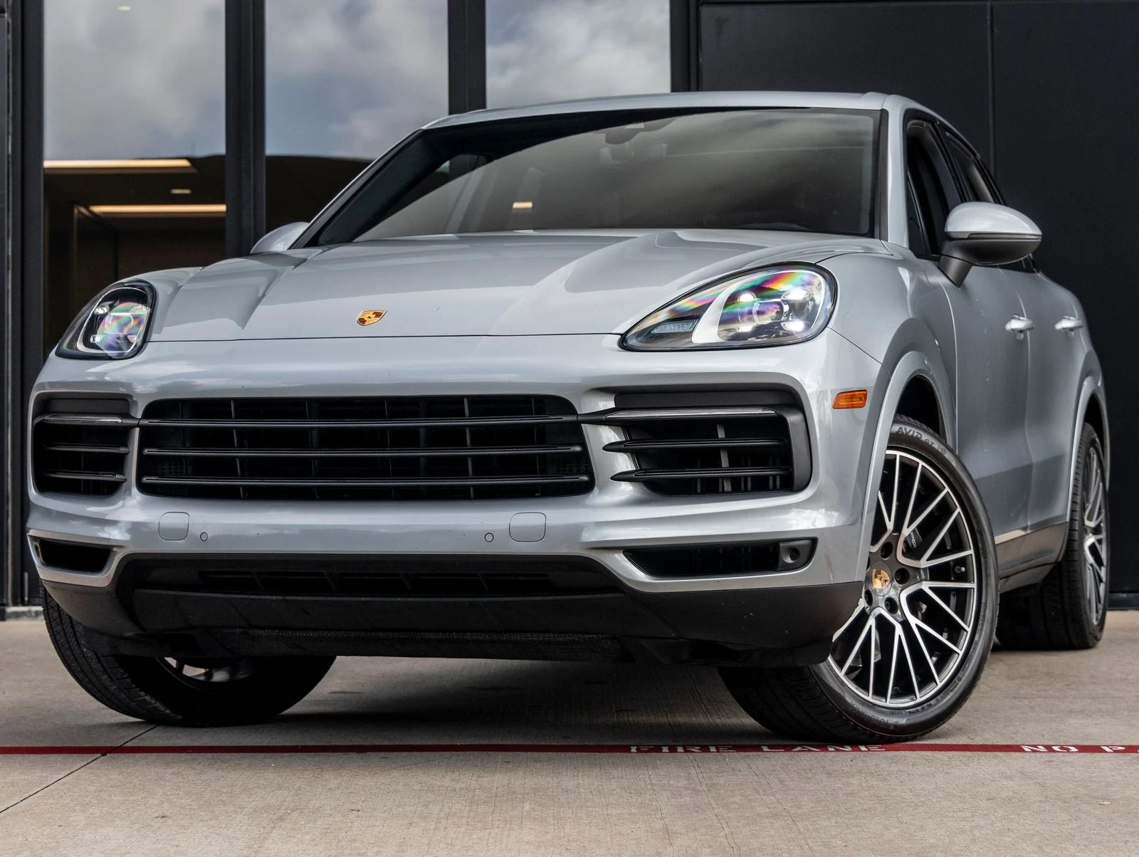 Porsche Cayenne (3rd Generation) · Dolomite Silver Metallic · Indigo Auto Group
