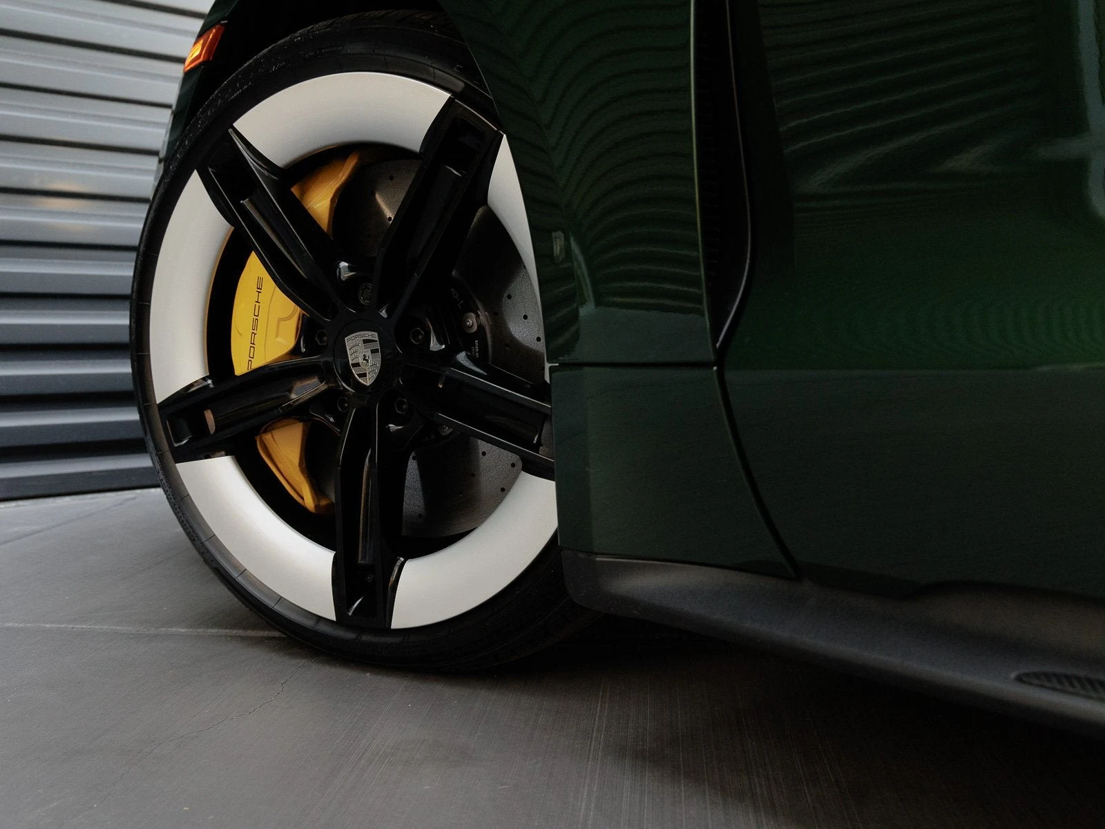 2025 Porsche Taycan Turbo S (2025 Update), 13/20