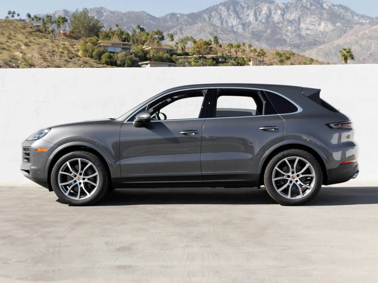 2025 Porsche Cayenne (3rd Generation), 2/20