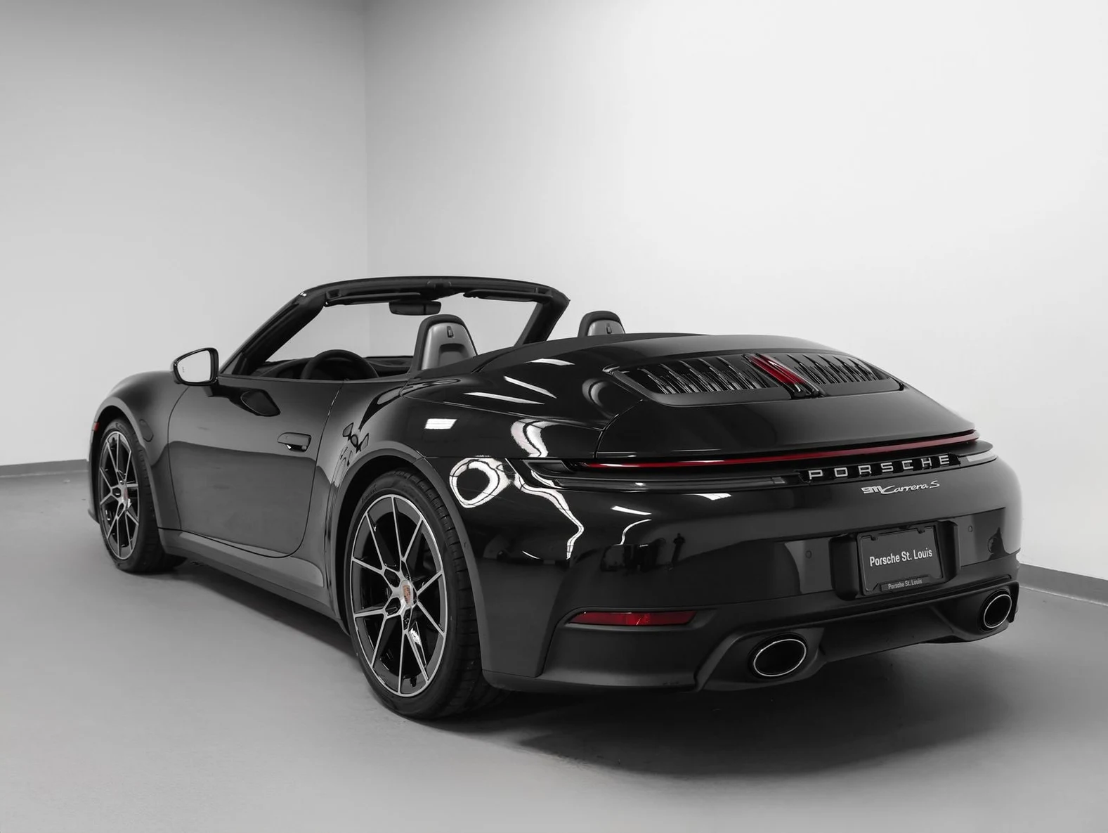 2026 Porsche 911 (992.2) Carrera S Cabriolet, 3/20