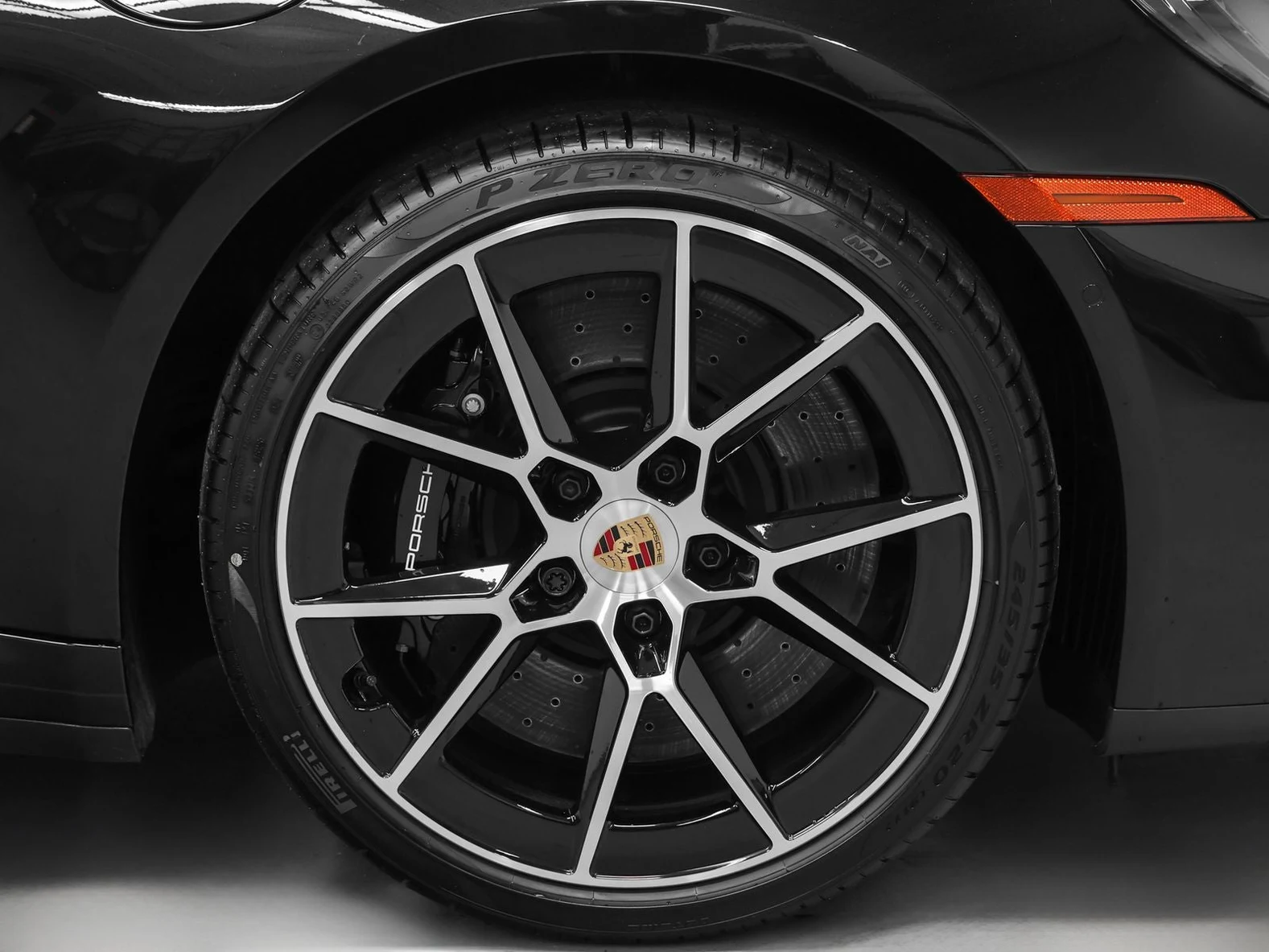 2026 Porsche 911 (992.2) Carrera S Cabriolet, 16/20