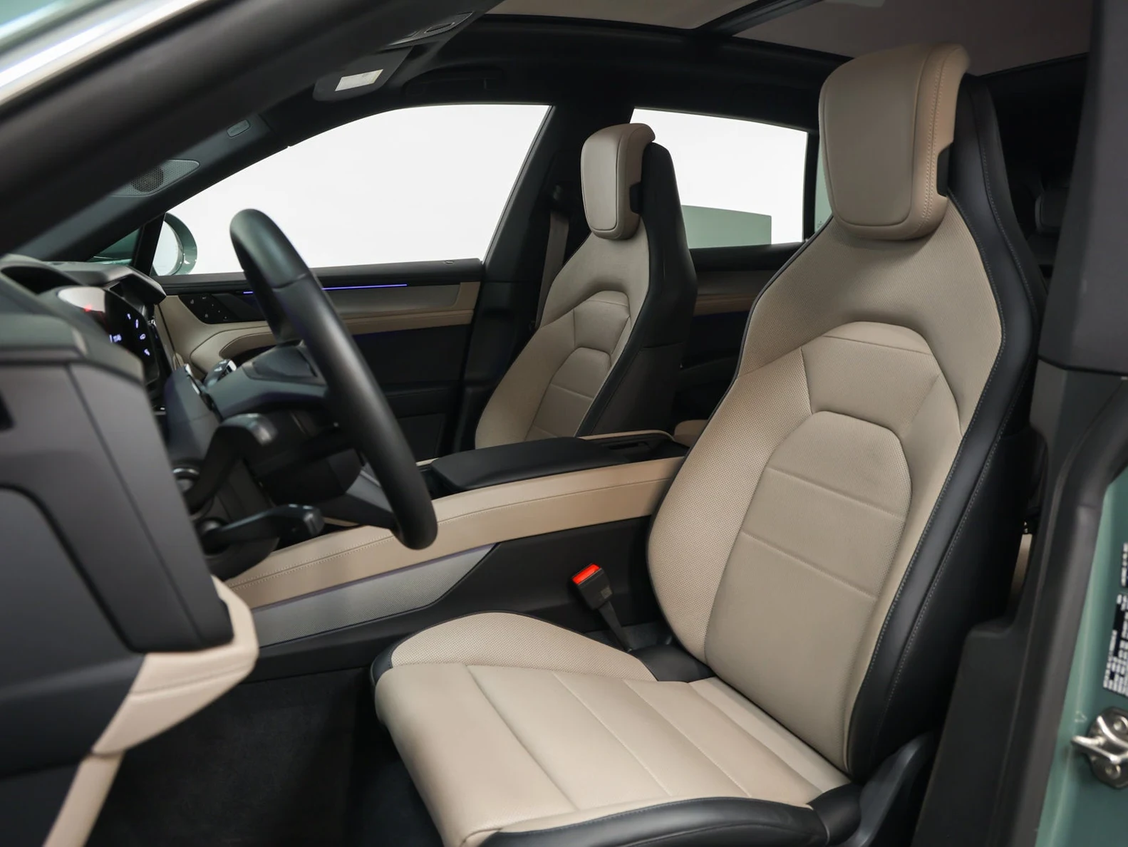 2026 Porsche Cayenne Electric (E4), 5/20