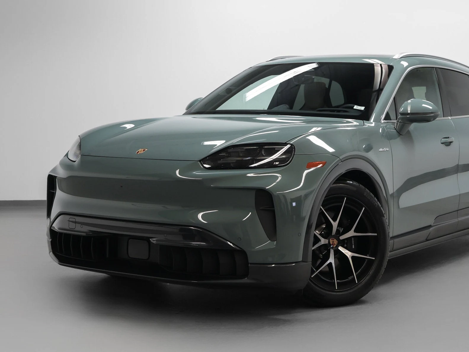 2026 Porsche Cayenne Electric (E4), 6/20