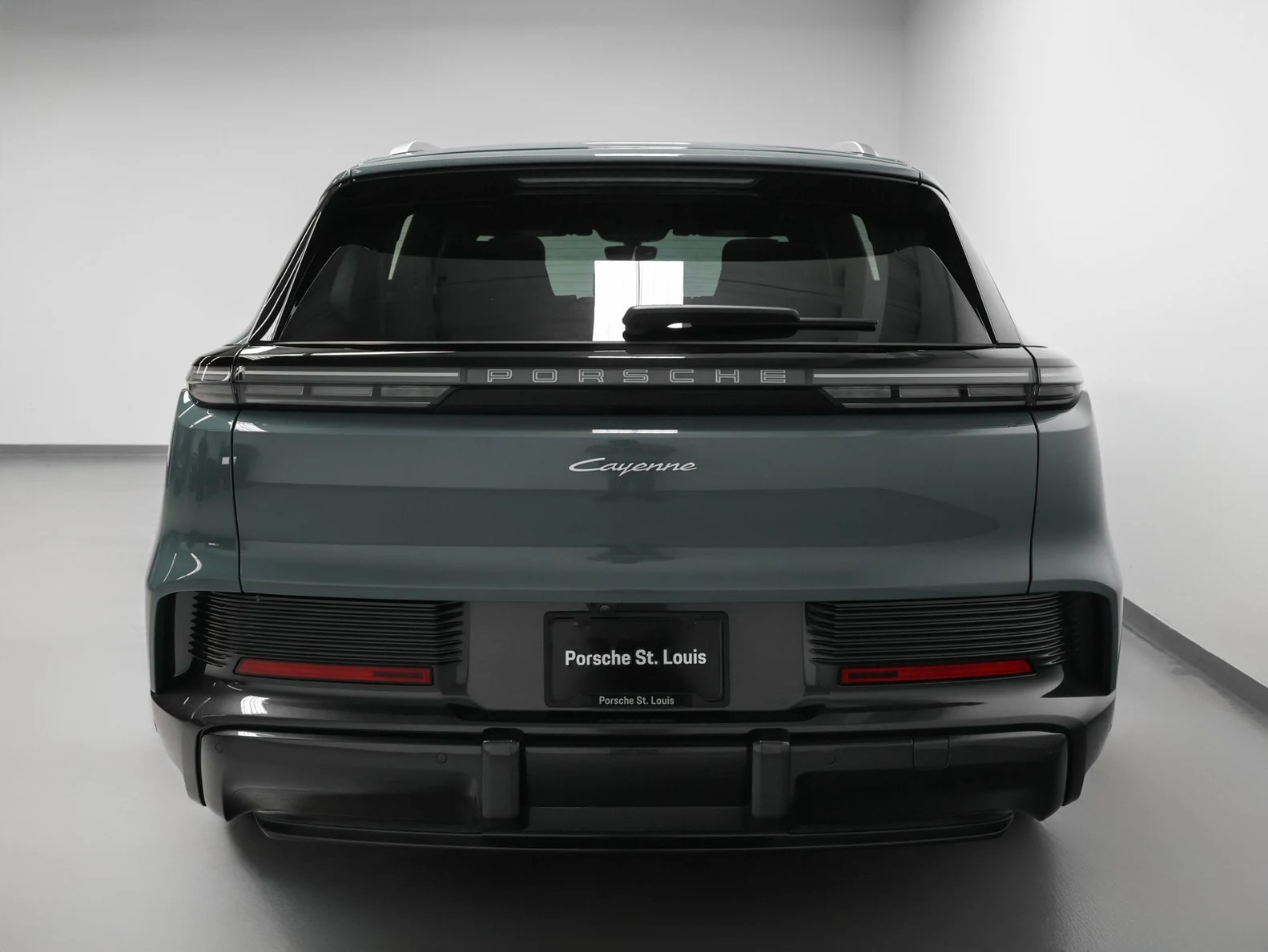 2026 Porsche Cayenne Electric (E4), 8/20