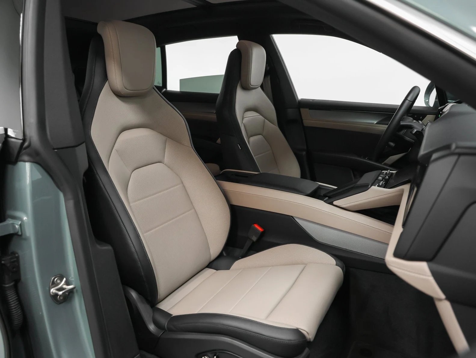 2026 Porsche Cayenne Electric (E4), 20/20
