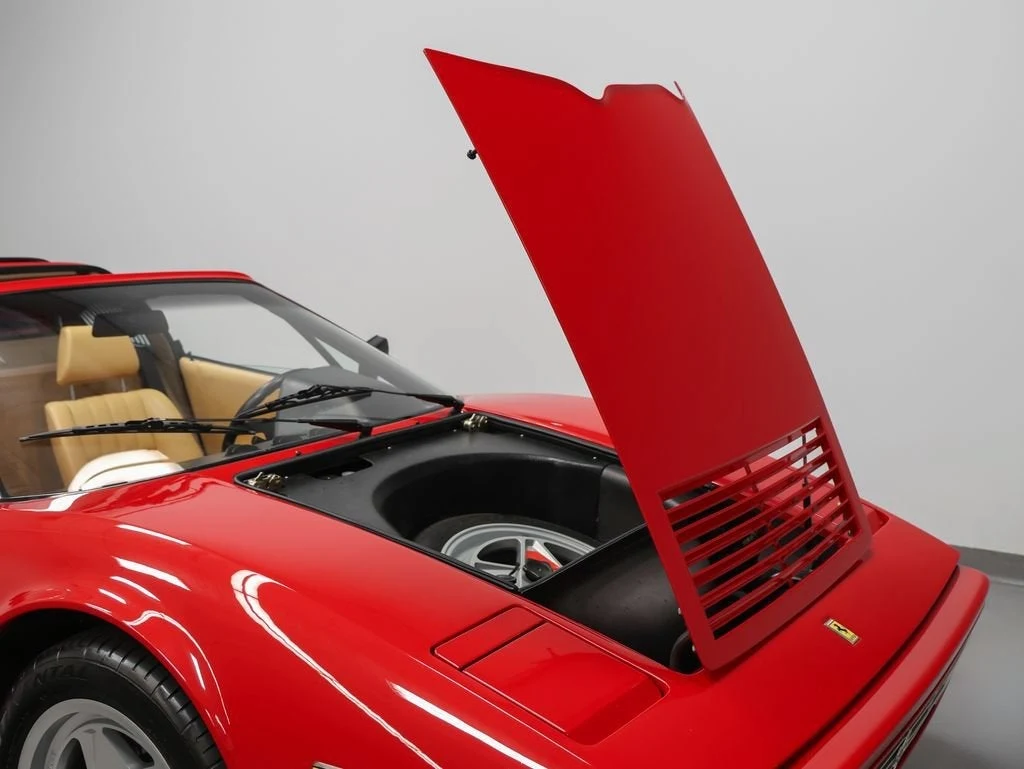 1986 Ferrari 328 GTS, 13/20