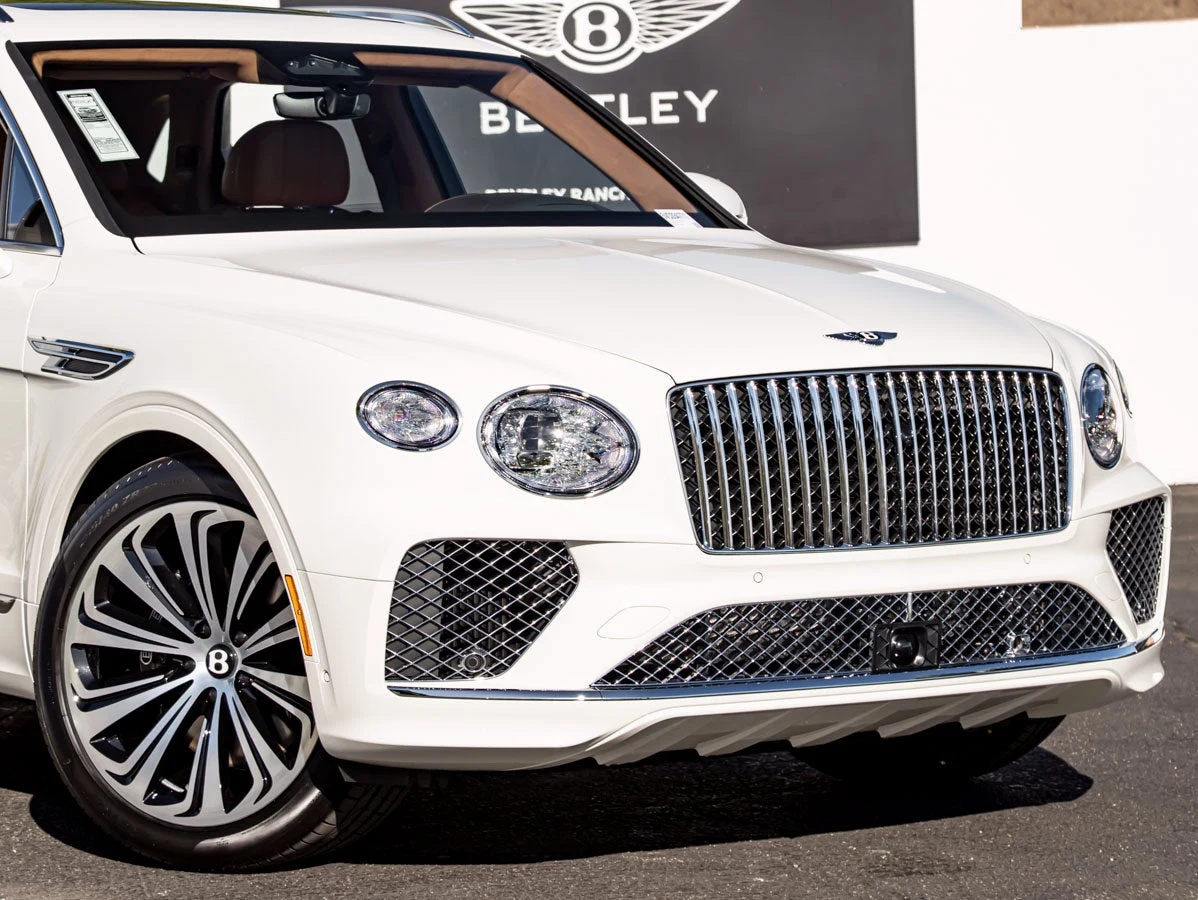 2026 Bentley Bentayga V8 Azure, 8/20