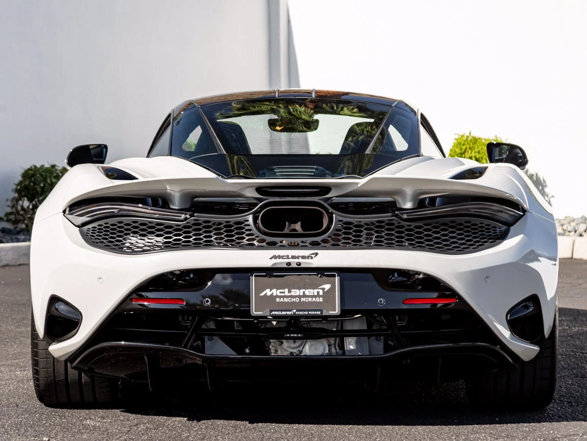 2025 McLaren 750S Coupé, 9/20