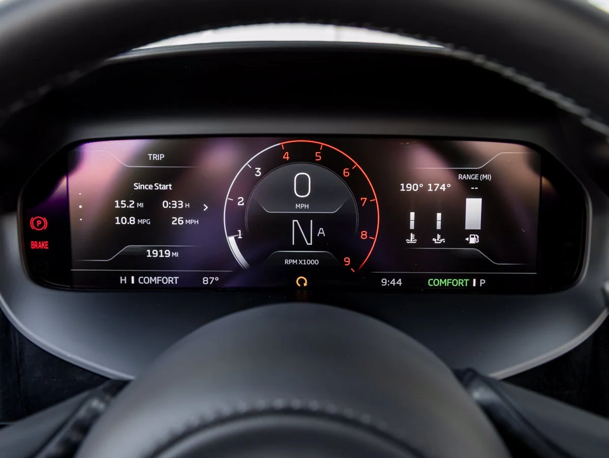 2025 McLaren 750S Coupé, 19/20