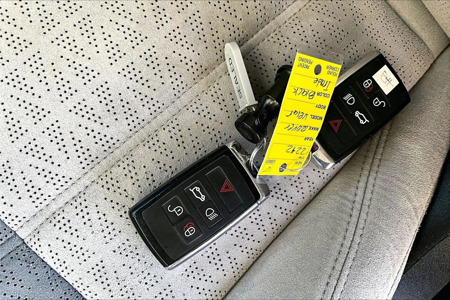 2020 Land Rover Range Rover Evoque P300 MHEV R-Dynamic HSE (L551), 9/20