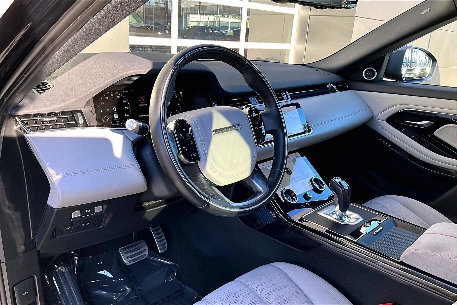 2020 Land Rover Range Rover Evoque P300 MHEV R-Dynamic HSE (L551), 12/20