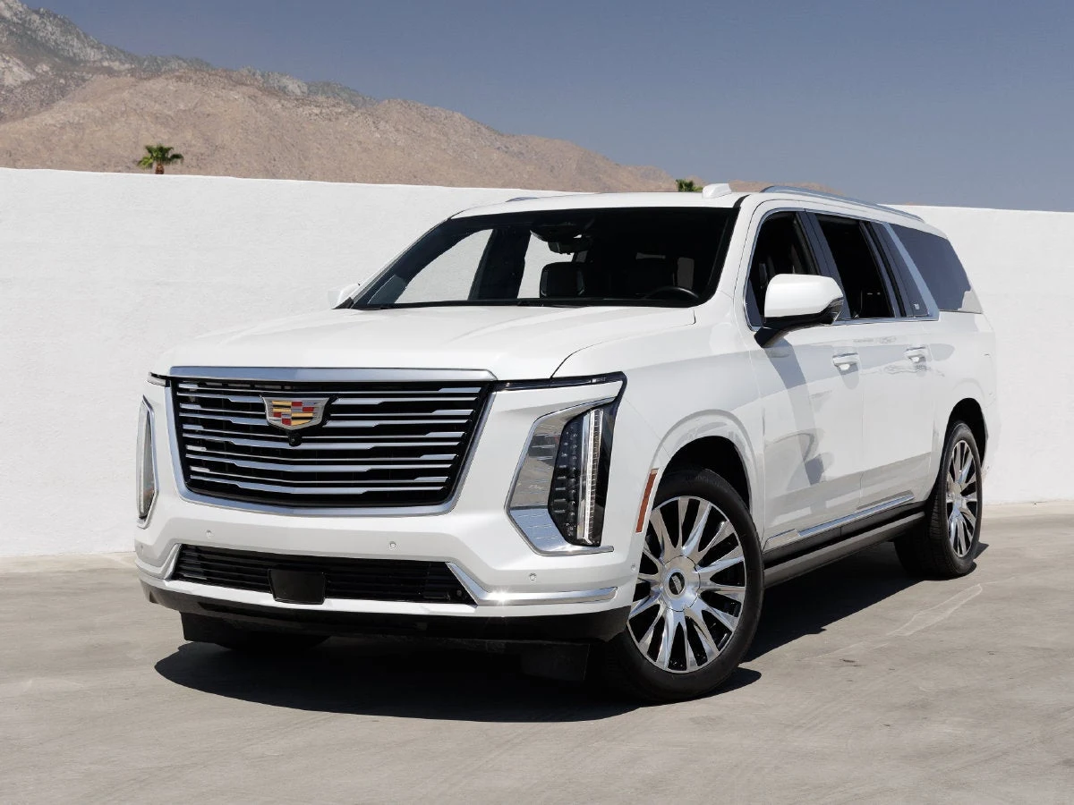 Cadillac Escalade ESV Premium Luxury Platinum (5th Generation) · Crystal White Tricoat · Indigo Auto Group