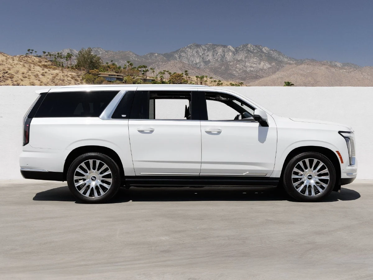 2025 Cadillac Escalade ESV Premium Luxury Platinum (5th Generation), 8/20