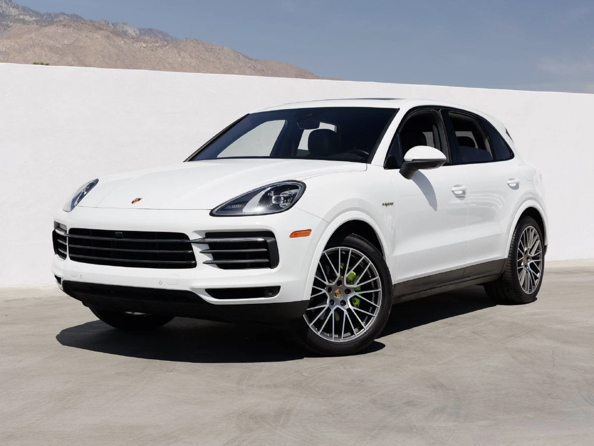 Porsche Cayenne E-Hybrid Platinum Edition (3rd Generation) · white · Indigo Auto Group