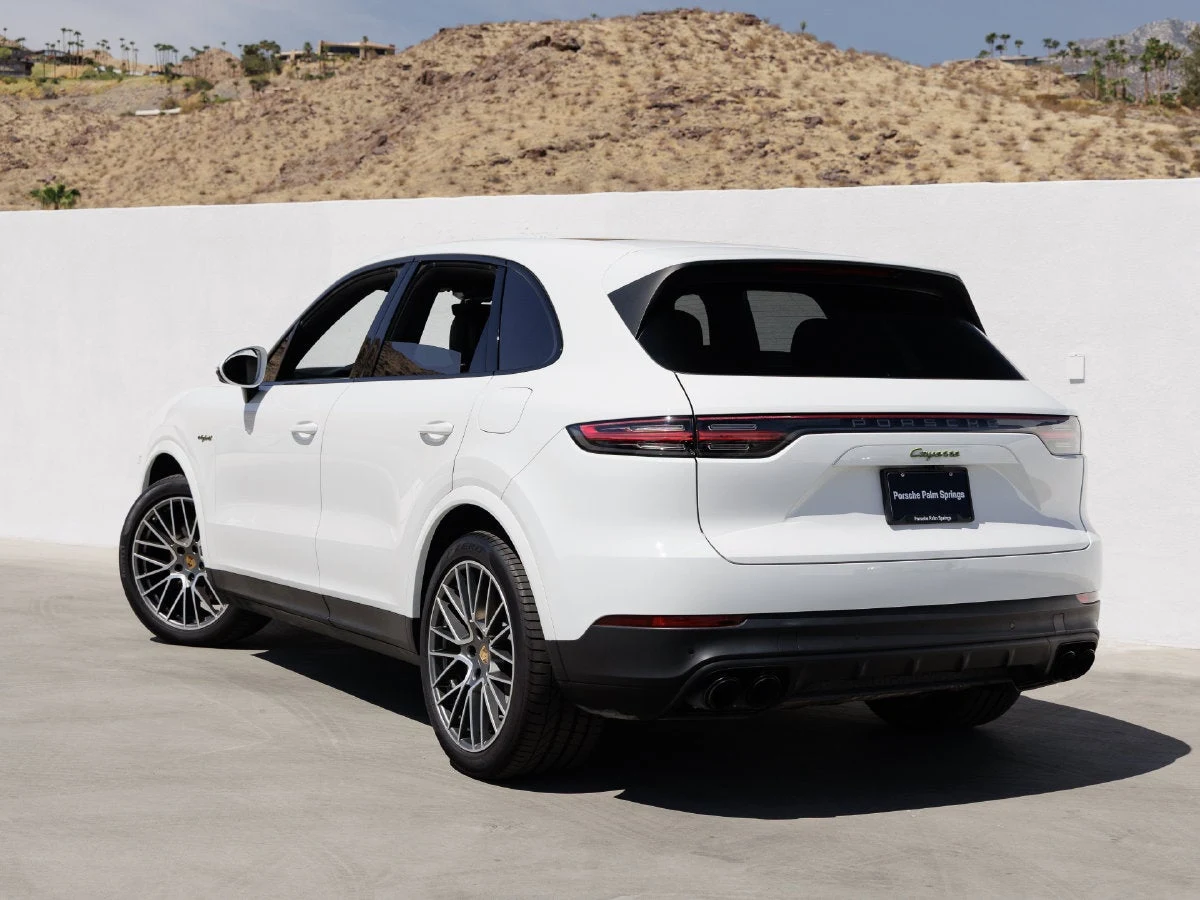 2023 Porsche Cayenne E-Hybrid Platinum Edition (3rd Generation), 3/20