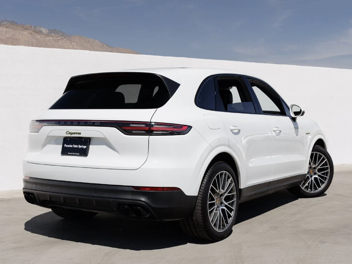 2023 Porsche Cayenne E-Hybrid Platinum Edition (3rd Generation), 7/20
