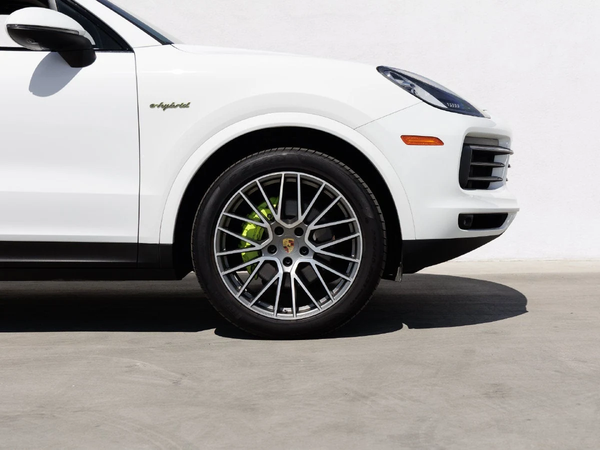 2023 Porsche Cayenne E-Hybrid Platinum Edition (3rd Generation), 11/20
