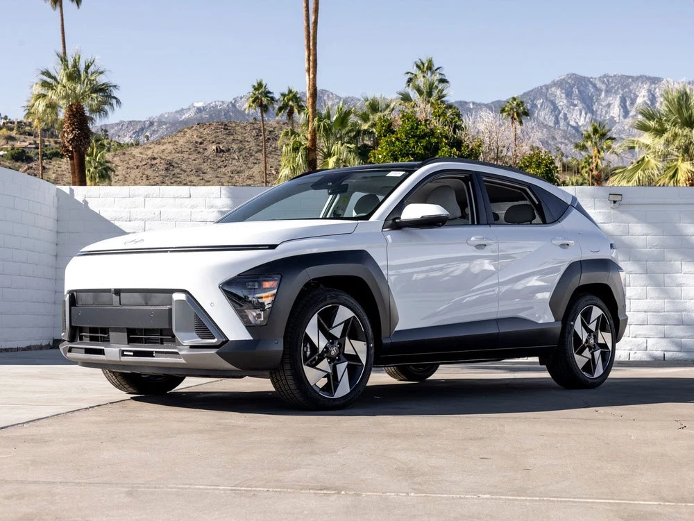 Hyundai Kona Limited (SX2) · Atlas White · Indigo Auto Group